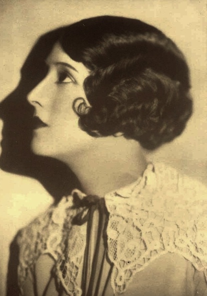 Estelle Taylor