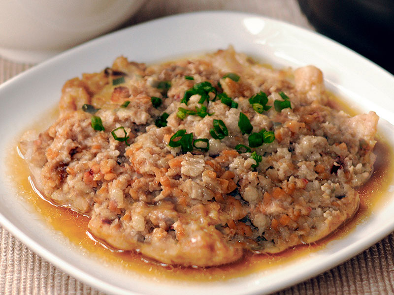 魷魚酥香芋頭蒸肉飯