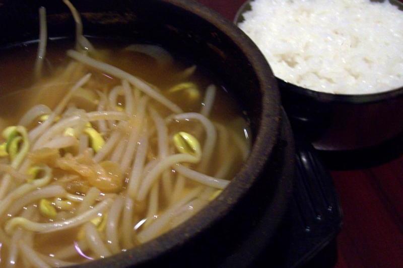 黃豆芽飯