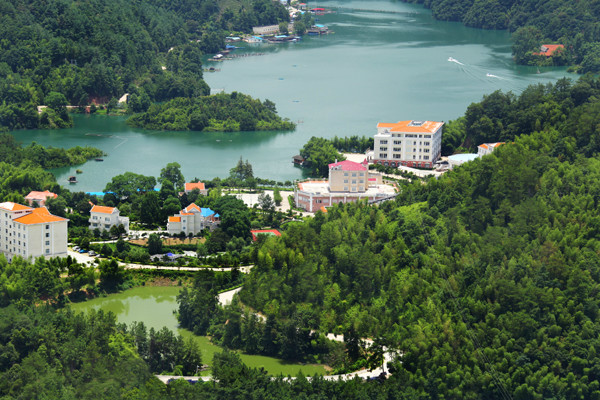 陡水湖京明度假村