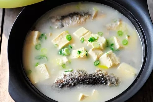 魚肉酸菜豆腐湯