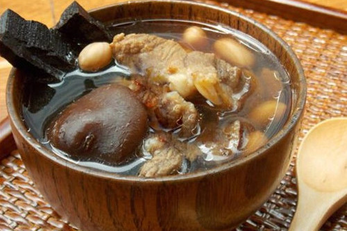 熟地肉蓯蓉豬腰湯