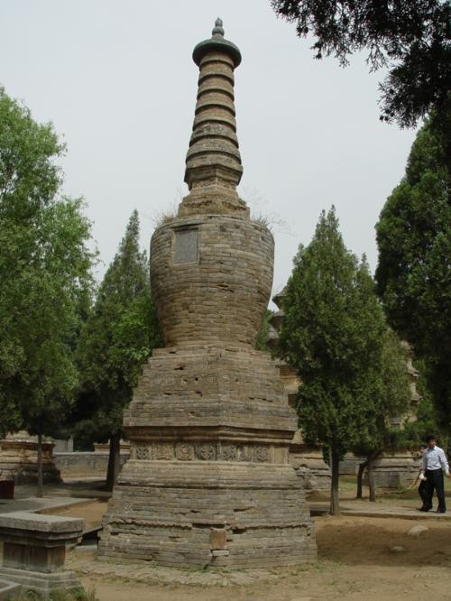 少林寺的小山大師塔