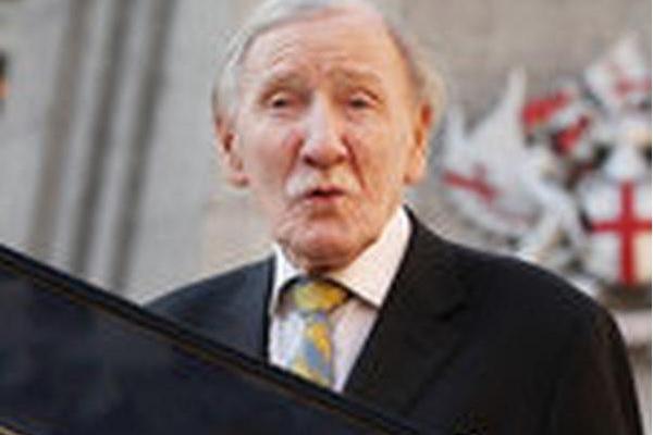 Leslie Phillips