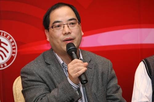 郁建興(浙江大學公共管理學院院長、教授)