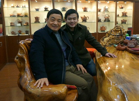 與師父中國陶瓷藝術大師徐安碧合影