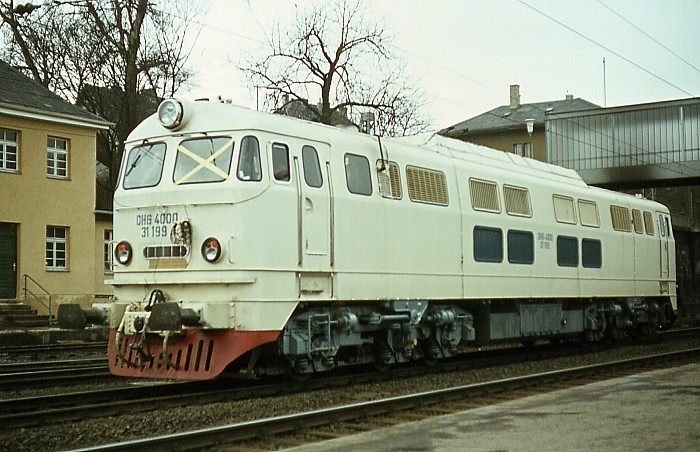 DHG4000型31.199號機車（NY5-0004）在亨舍爾工廠