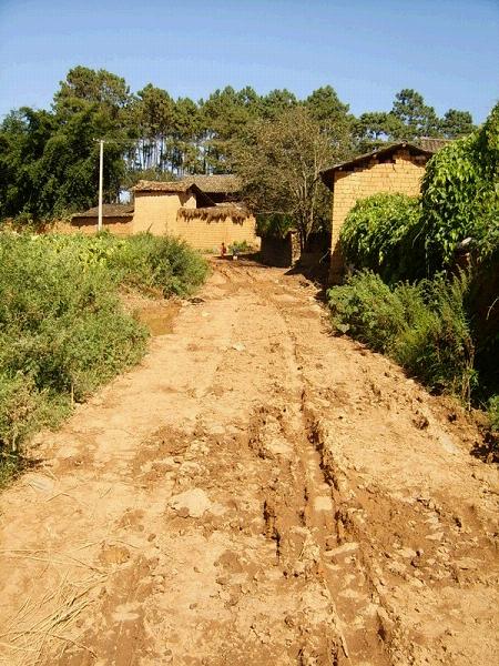 大坡腳自然村(丘北縣錦屏鎮密納村民委大坡腳自然村)