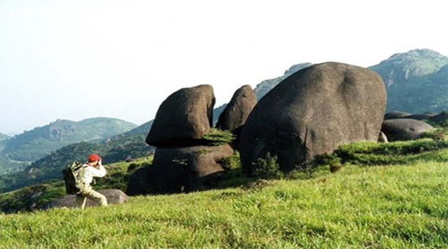 鐵山羅地