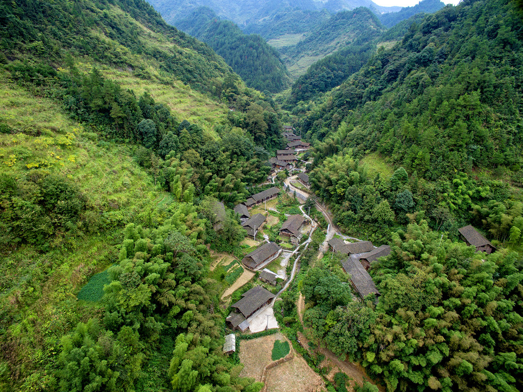 三岔溪苗寨