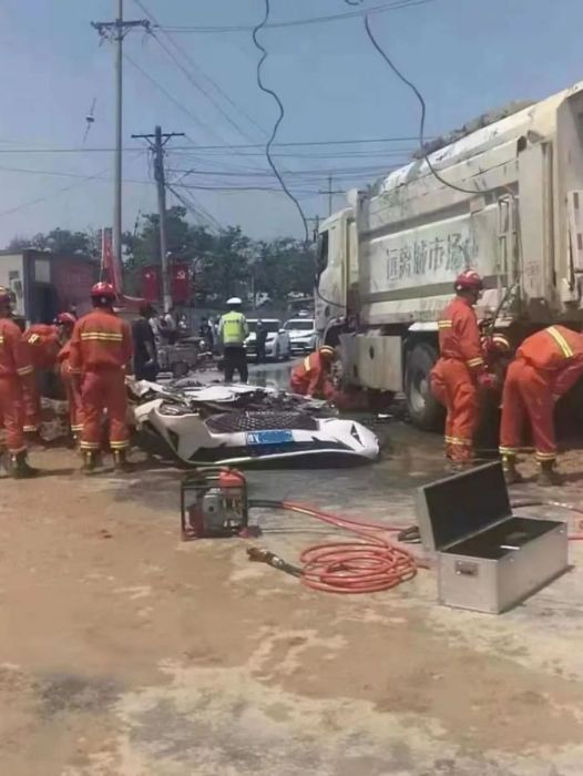 5·21鄭州渣土車側翻事故