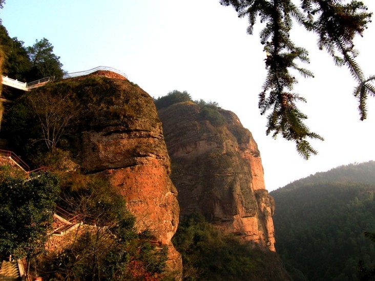 紅岩自然村(板栗鄉清水村委會下轄自然村)