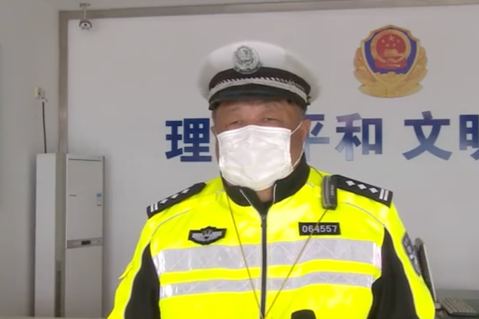 王漢文(海安市公安局交警大隊曲塘中隊民警)