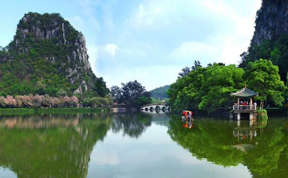 肇慶市七星岩景區