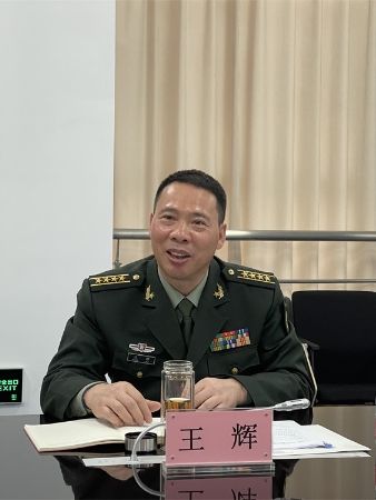 王輝(浙江省溫州市委常委，溫州軍分區黨委副書記、司令員)