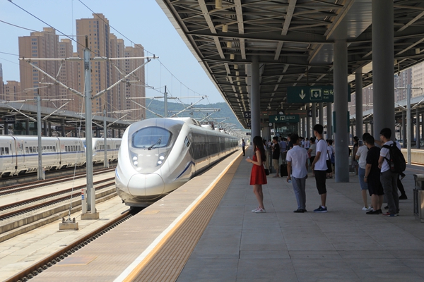 CRH5G型技術提升動車組