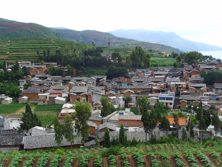 龔家灣村(雲南玉溪市華寧縣青龍鎮下轄村)