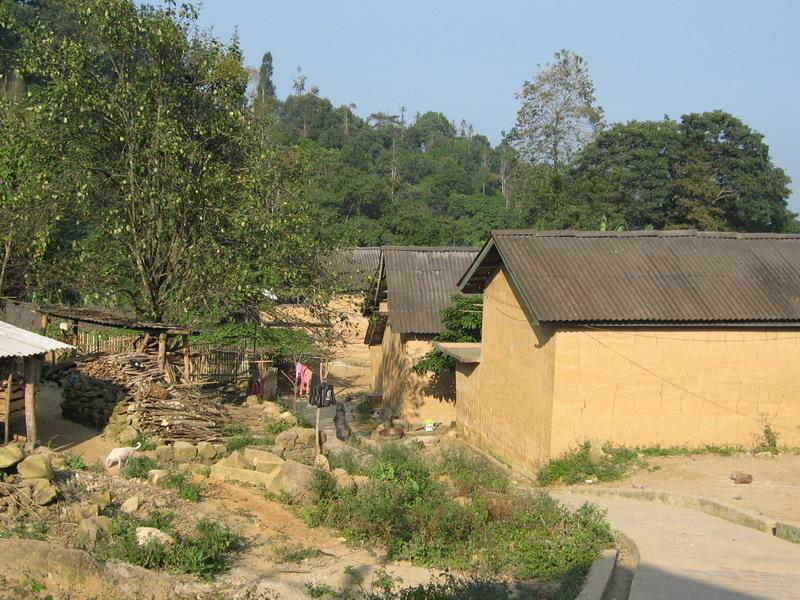 那拉博村