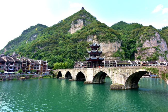 貴州鎮遠祝聖橋