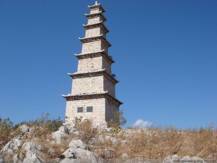 雲峰塔(四川省達州市渠縣臨巴鎮石椏村)