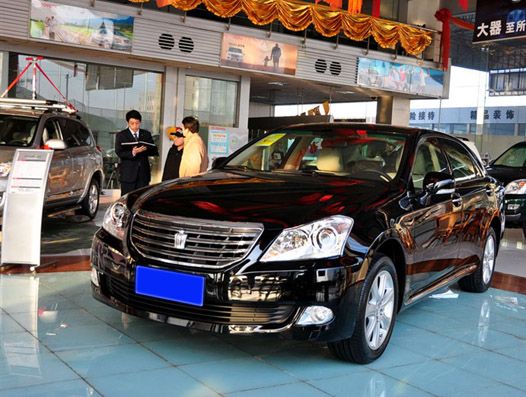 皇冠 2010款 V6 2.5L Royal