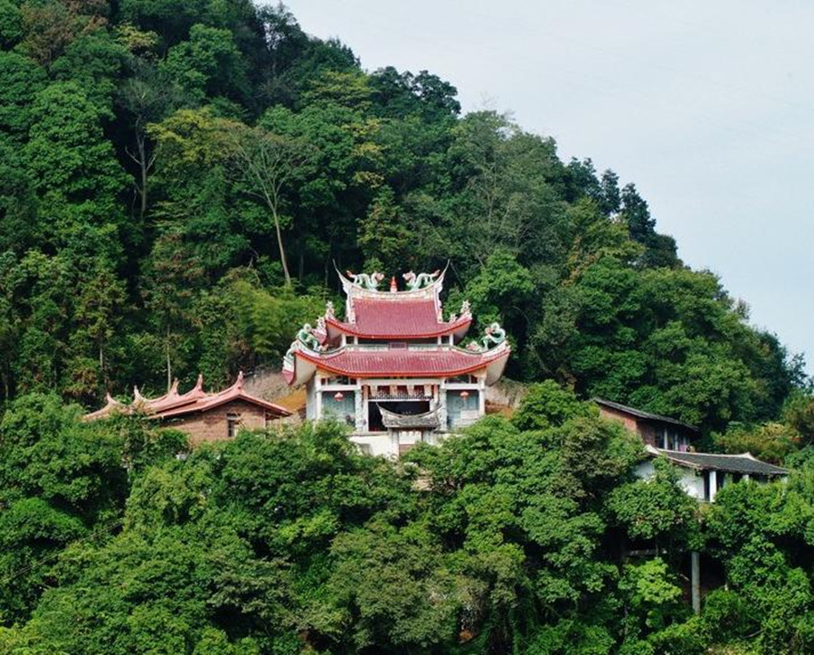 雙龍山森林公園(河南偃師境內森林公園)