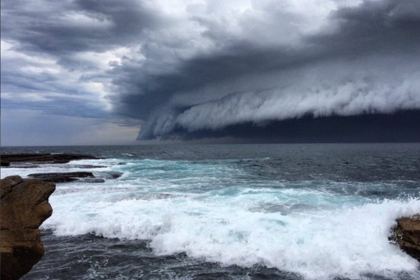 海嘯雲