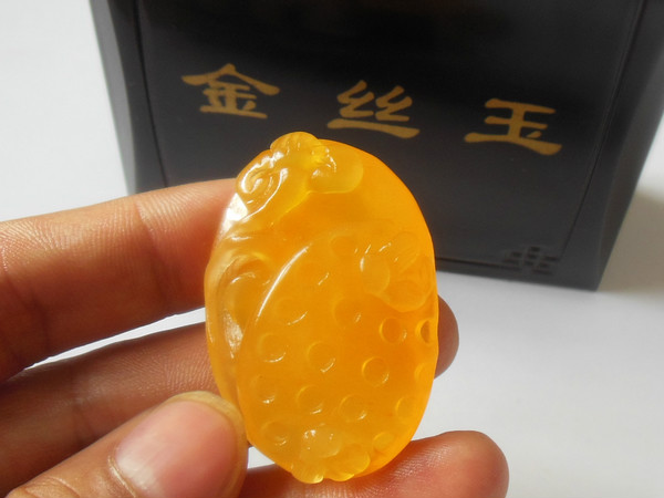 精品金絲玉吊墜