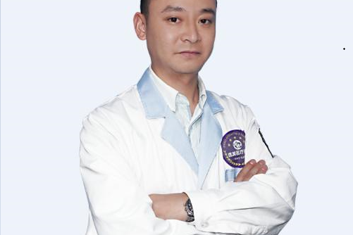 許雪峰(成都新都韓悅醫療美容診所執業醫師)