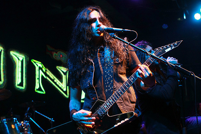 GUS G