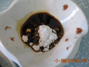 酸梅子燜排骨