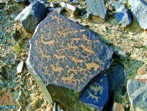 曼德拉山岩畫