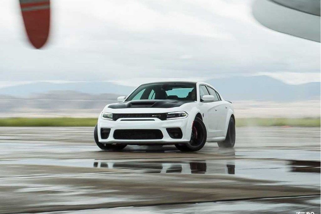 Charger SRT