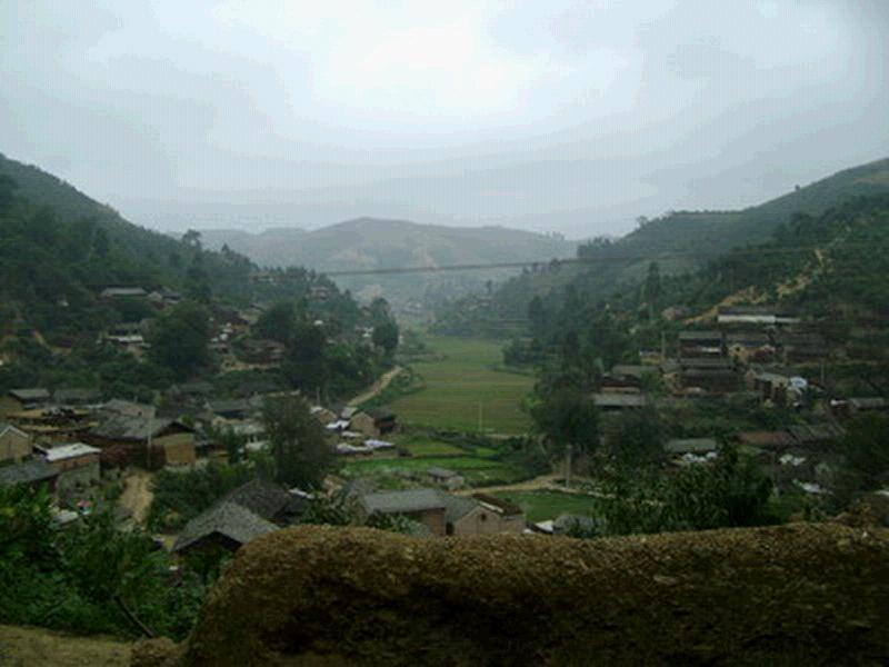 阿奈龍村