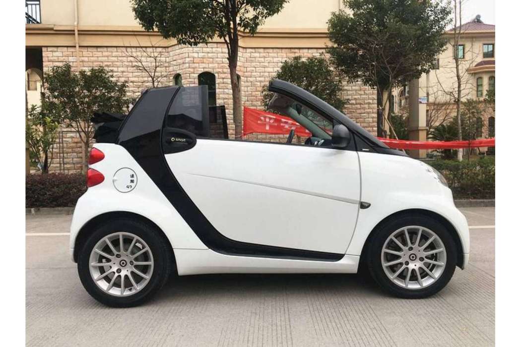 Smart fortwo敞篷車