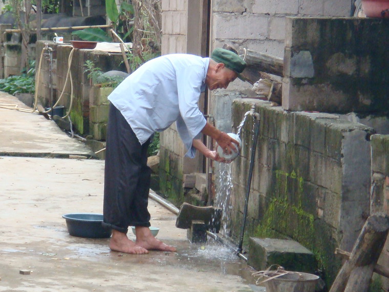 興榮村通自來水