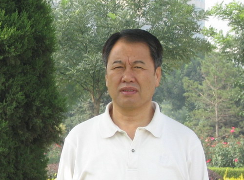 李鄂民