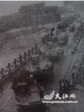 日軍坦克開進南昌城