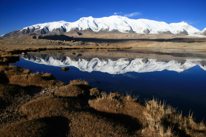 公格爾九別峰