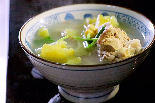 黃豆苦瓜鹹菜葉湯