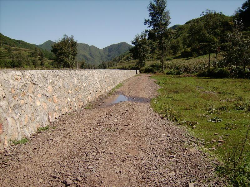 山根腳自然村