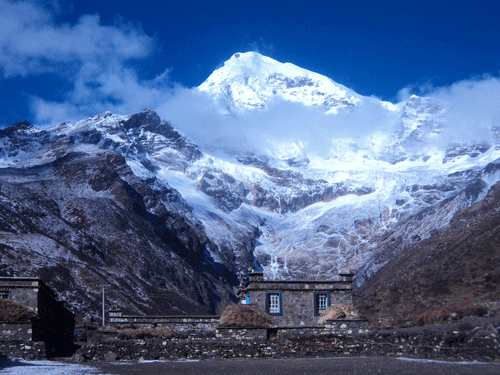 恰拉脫崗雪山