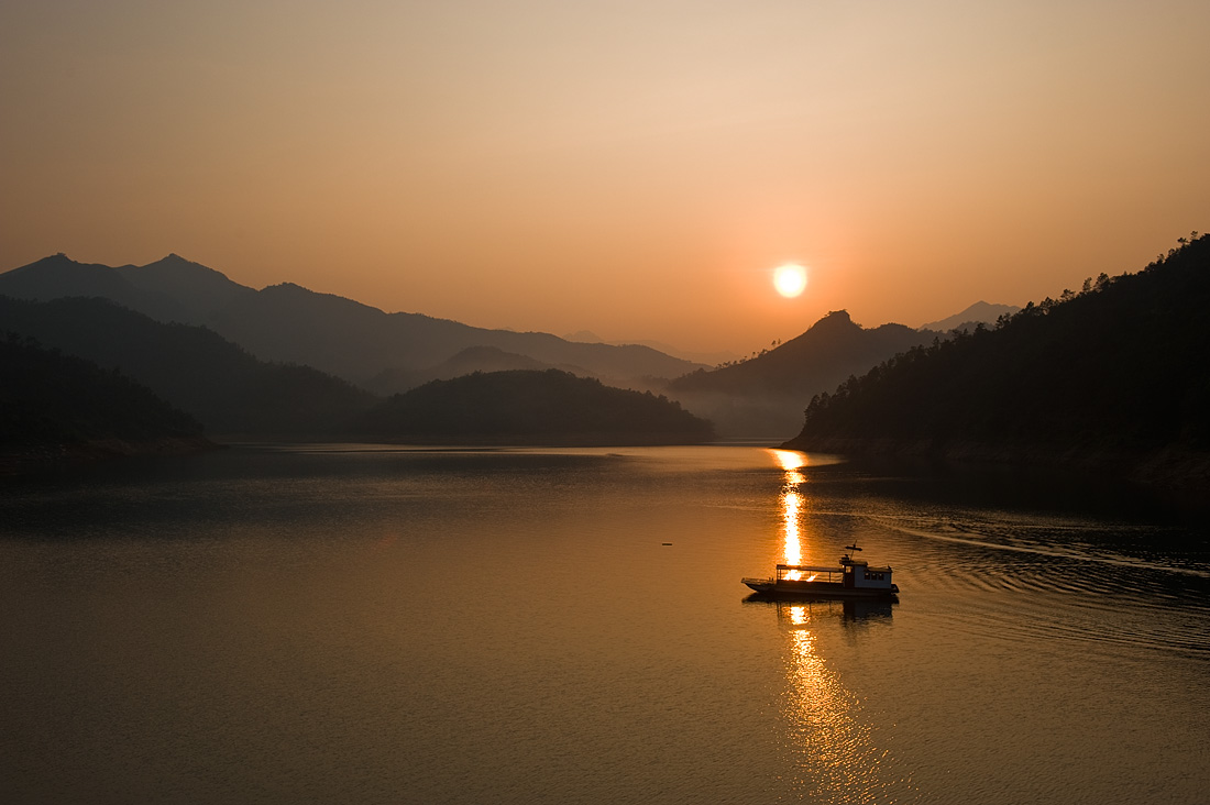 羅定金銀湖風景區