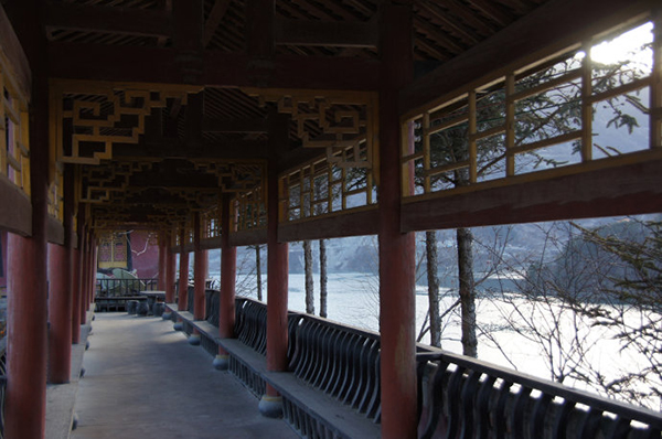 夾金山永壽寺