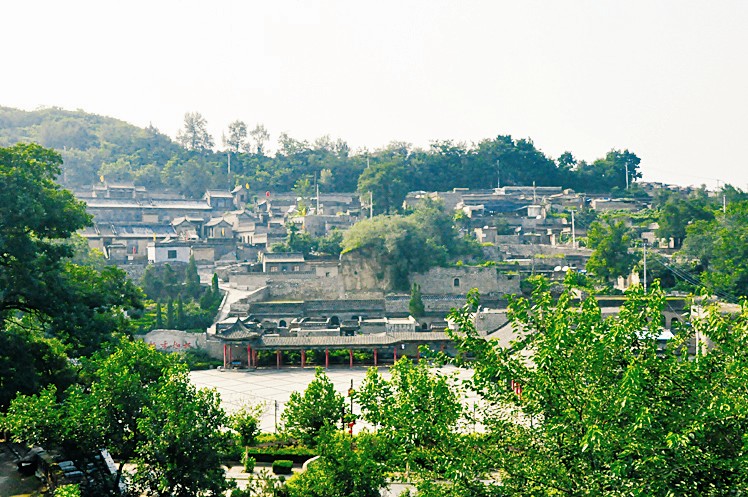 小河村(雲南省昭通巧家縣小河鎮小河村)