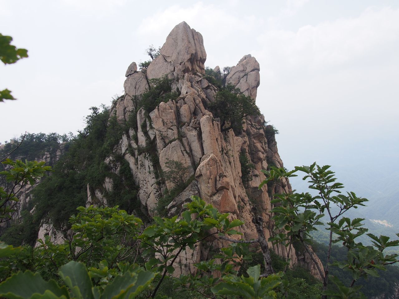 魯山天龍山