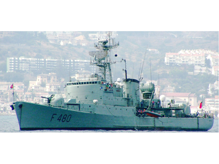 里維埃司令級護衛艦