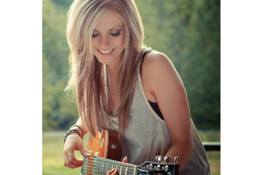 Lindsay Ell