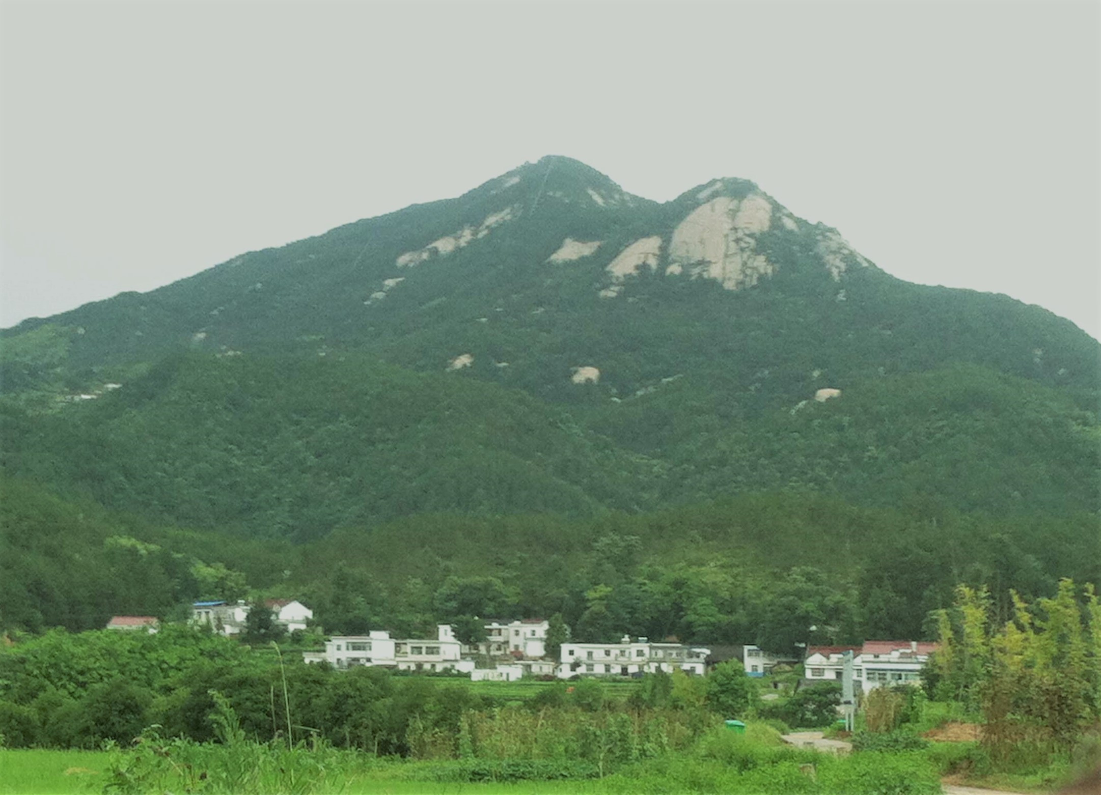 林莊村(安徽省安慶市潛山縣天柱山鎮林莊村)