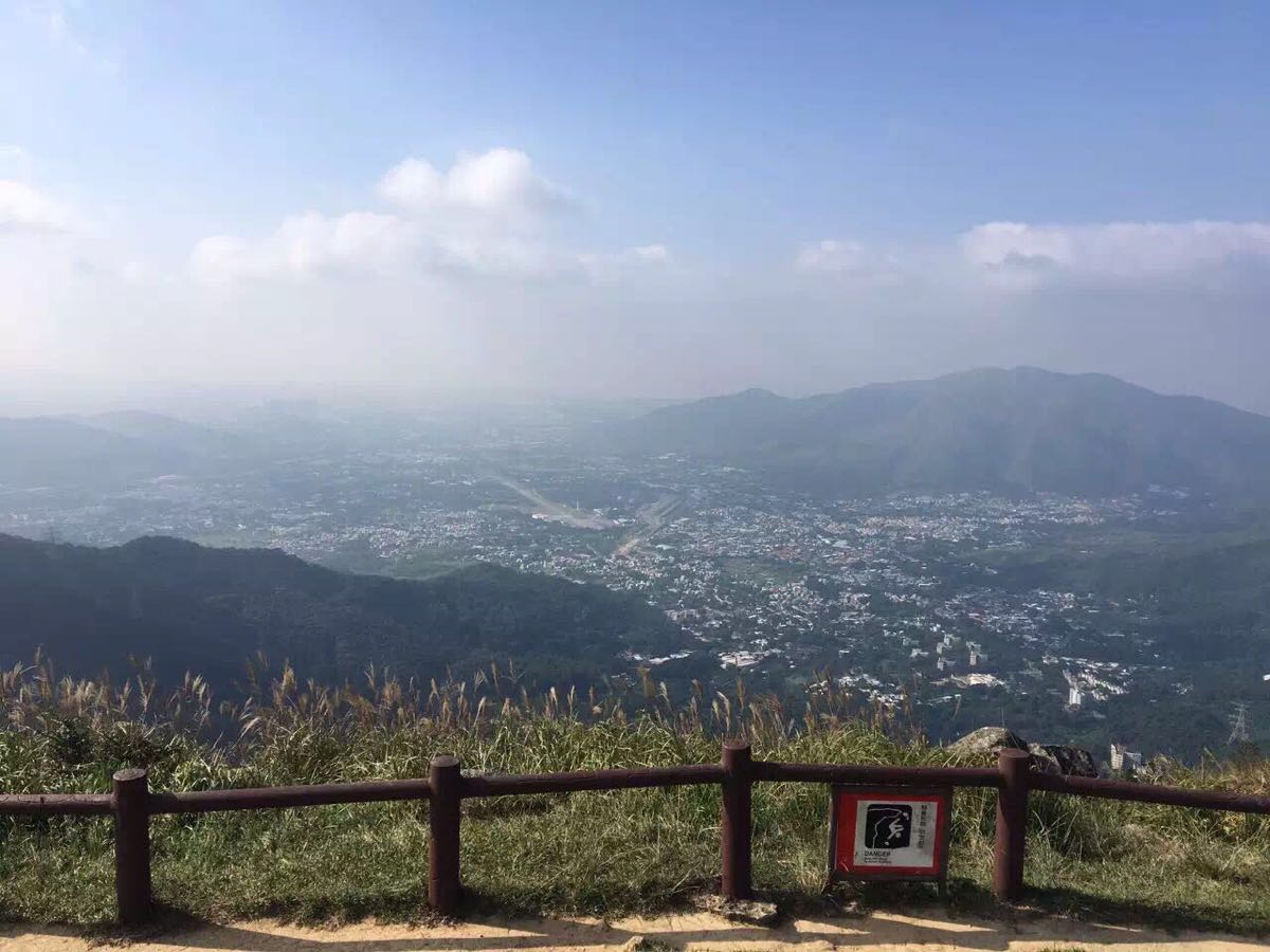 大帽山(福建省漳州山峰)